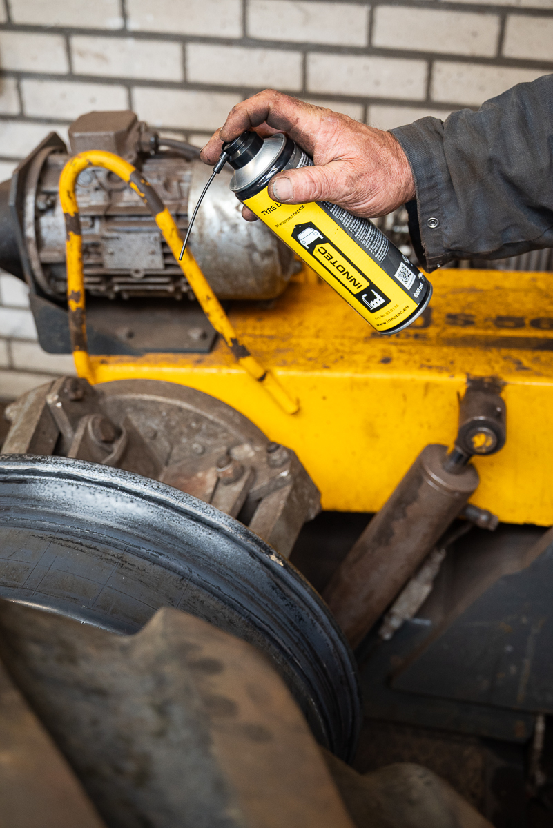 Tyre Lube low Res 8