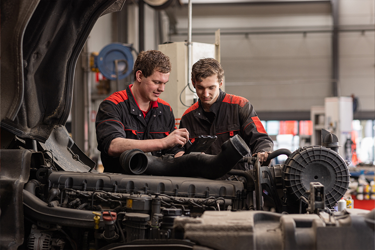 Reparatie en onderhoud vrachtwagens totaal techniek hoogeveen 3